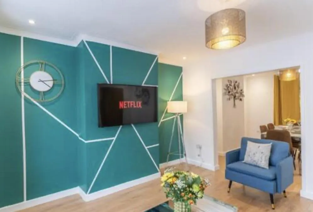 Bright, Cosy Home - 3 Beds, Parking, Virgin Wifi, Modern Home Southampton