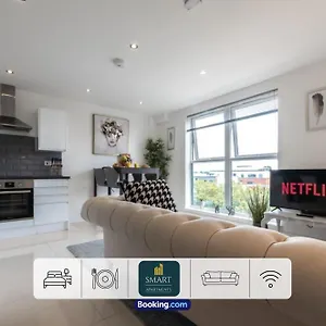 Relaxing Atlantic Mansions By Smart Short Lets & Serviced With Free Wifi Apartment Southampton