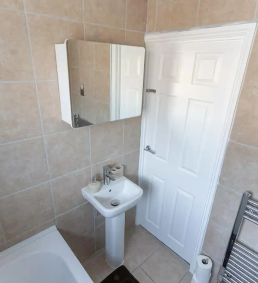 Bright, Cosy Home - 3 Beds, Parking, Virgin Wifi, Modern Home サウサンプトン 0*,  イギリス